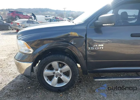2015 Ram 1500 Outdoorsman z USA, uszkodzony, nr VIN 1C6RR6LG0FS660911